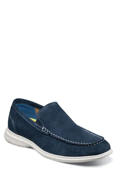 Florsheim Hamptons Moc Toe Loafer In Navy