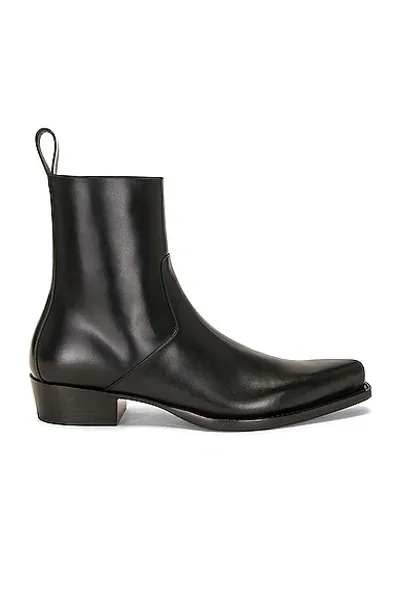 Bottega Veneta Ripley Ankle Boot In Black