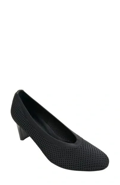 Vaneli Darrie Knit Pump In Black