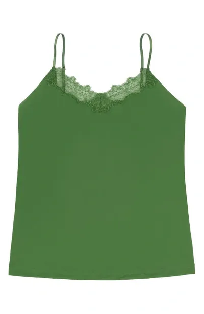 Uwila Warrior Happy Seamless Lace Trim Camisole In Kale