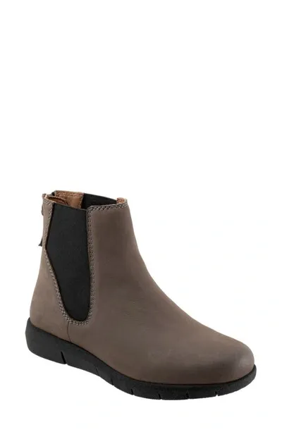 Softwalk Albany Chelsea Boot In Grey