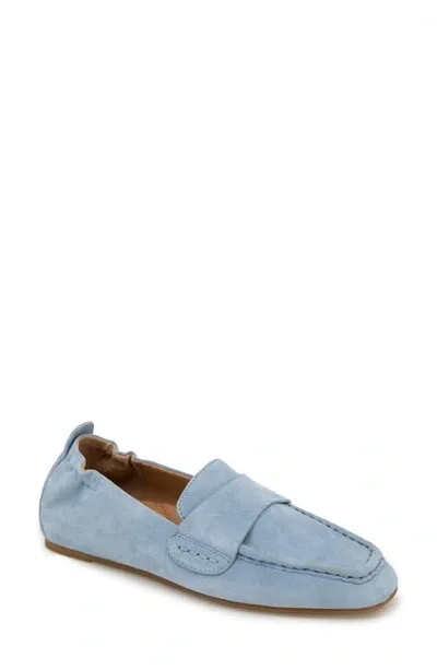 Gentle Souls By Kenneth Cole Sophie Loafer In Multi