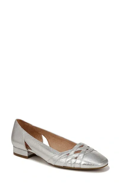 Lifestride Carmen Ballet Flat In Silver