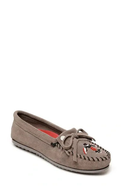 Minnetonka Thunderbird Animikii Slipper In Grey