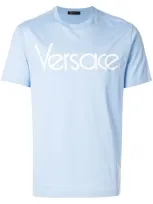 Versace Logo-graphic Jersey T-shirt In Blue White