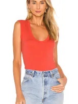 Velvet By Graham & Spencer Estina Tank In Coral