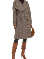 Victoria Beckham Checked Wool Coat In Black