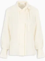 Chloé Lavallière Silk Blouse In Beige