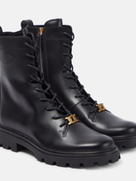 Tod's Leather Boots In Black