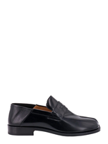 Maison Margiela Tabi Split-toe Loafers In Black