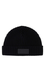 Valentino Garavani Valentino Vltn Logo Patch Knitted Beanie In Black