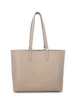 Fendi Roma Logo Embossed Shopper Bag In Grey