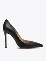 Gianvito Rossi 105 Pointed Leather Pumps In Black