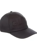 Gucci Embossed-logo Cotton Cap In Black