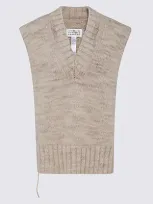 Maison Margiela Chunky-knit Poncho Jumper In Neutral