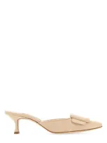 Manolo Blahnik Sandali-40 Nd  Female In Beige O Tan