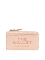 Marc Jacobs The Leather Top Zip Wallet In Pink