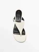 Massimo Dutti Absatzsandalen Mit Schnalle In White