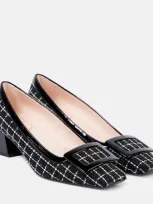 Roger Vivier Belle Vivier 45 Bouclé Pumps In Black