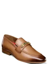 Stacy Adams Glendon Moc Toe Loafer In Taupe