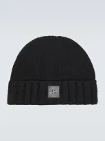 Stone Island Compass Virgin Wool Beanie In Black