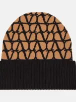 Valentino Garavani Toile Iconographe Cashmere Beanie In Beige